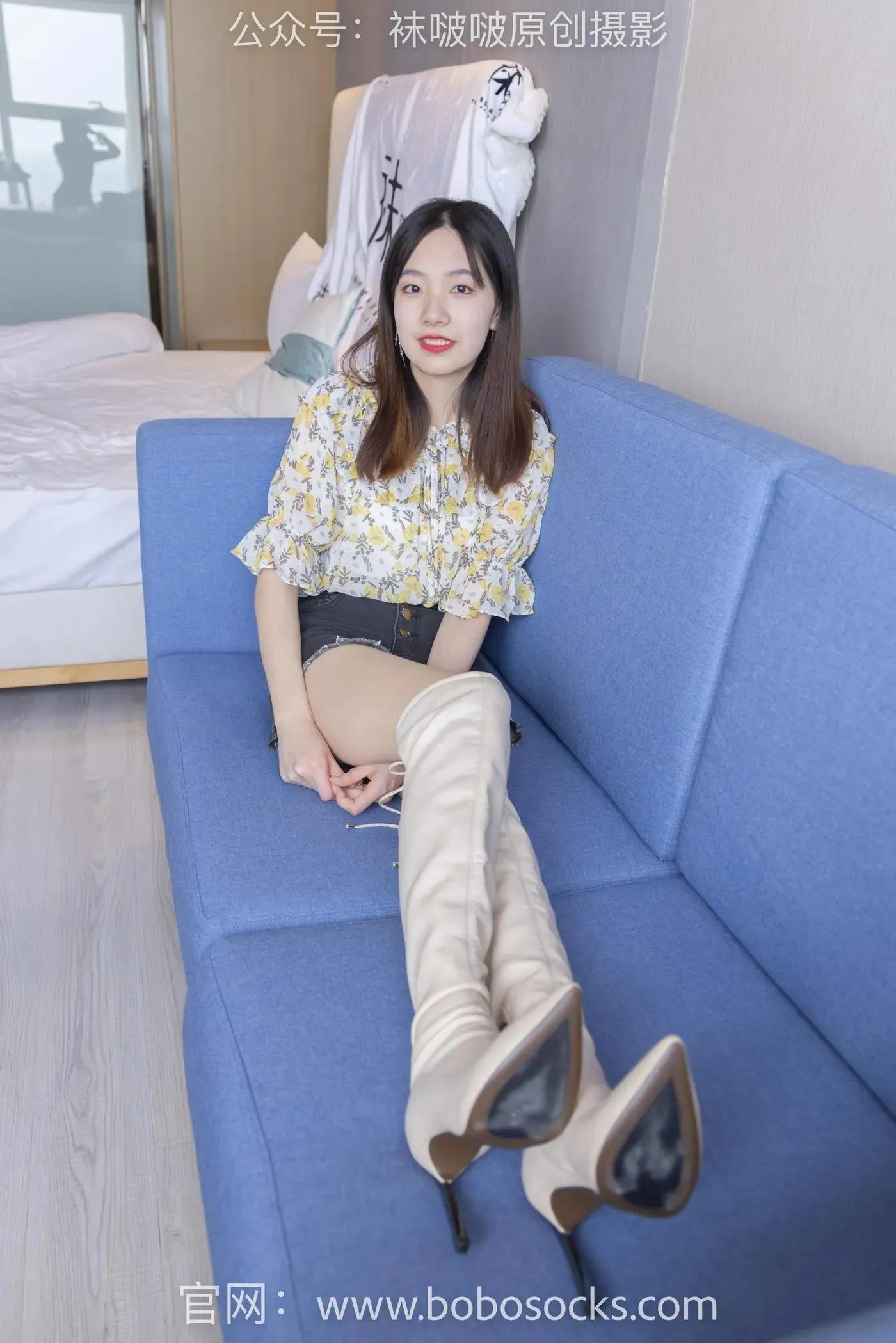[BoBoSocks袜啵啵]NO.136 小甜豆-高跟长靴、白棉袜、裸足 [200P]插图
